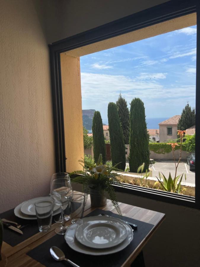 Appartement Confortable, Petite Vue Mer Et Piscine Cassis Exterior foto